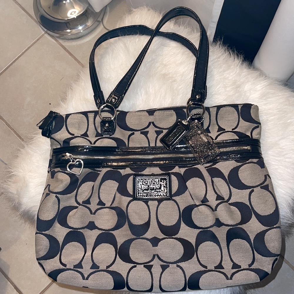 Classic Coach Purse